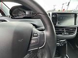 Peugeot 2008 (2019) 1.2PT - náhled 18