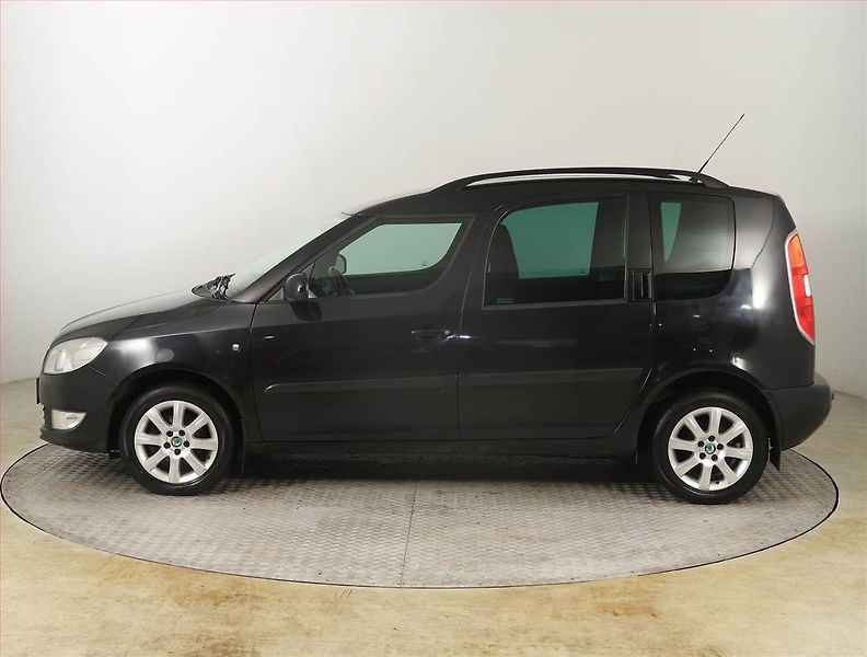 Škoda Roomster (2012) 1.2 TSI, Park. senzory - fotka 3 z 16