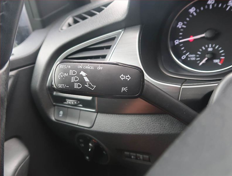 Škoda Fabia (2017) 1.0 TSI, Park. senzory - fotka 18 z 19