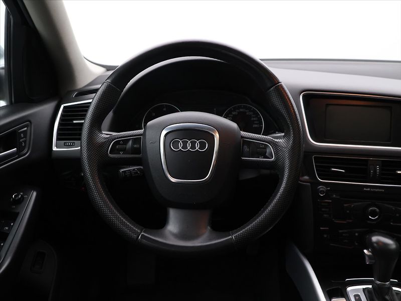 Audi Q5 2,0 TDI 125kW Quattro S-Tronic - fotka 15 z 31