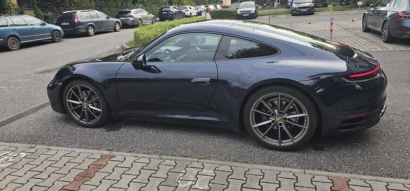 Porsche 911 (2020) Carrera - fotka 3 z 15