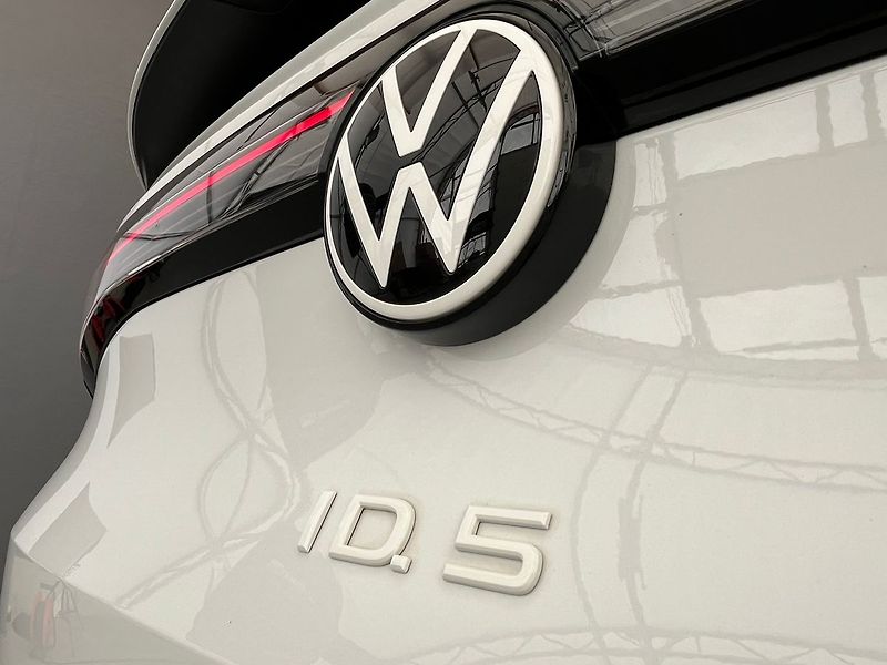Volkswagen ID.5 Pro 77kWh SoH 96.3% tov.záruka - fotka 49 z 72