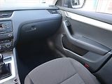 Škoda Octavia (2014) Ambition 1.8 TSI, Tempomat - náhled 8