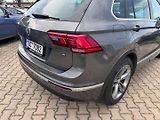 Volkswagen Tiguan (2020) R-LINE 1,5 TSI 110 KW 1. MAJ - náhled 12