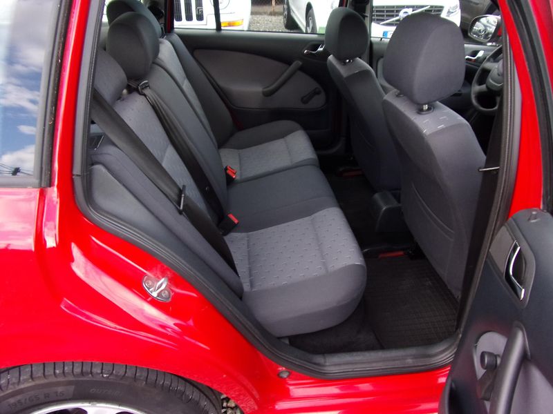 Škoda Octavia (2010) 1.9TDi 74kW NOVÉ ČR 2.MAJ. KM! - fotka 17 z 21