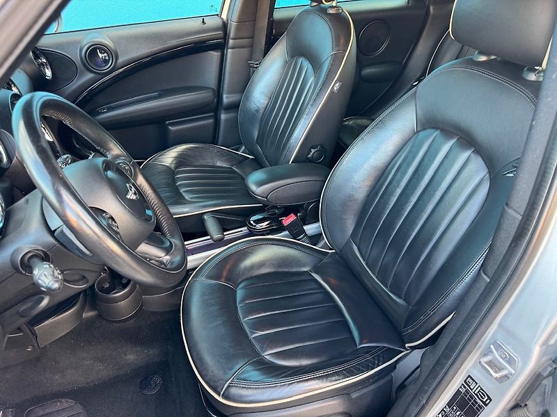 Mini Cooper (2013) 2.0 D 105kW ALL4 AUT - fotka 7 z 47