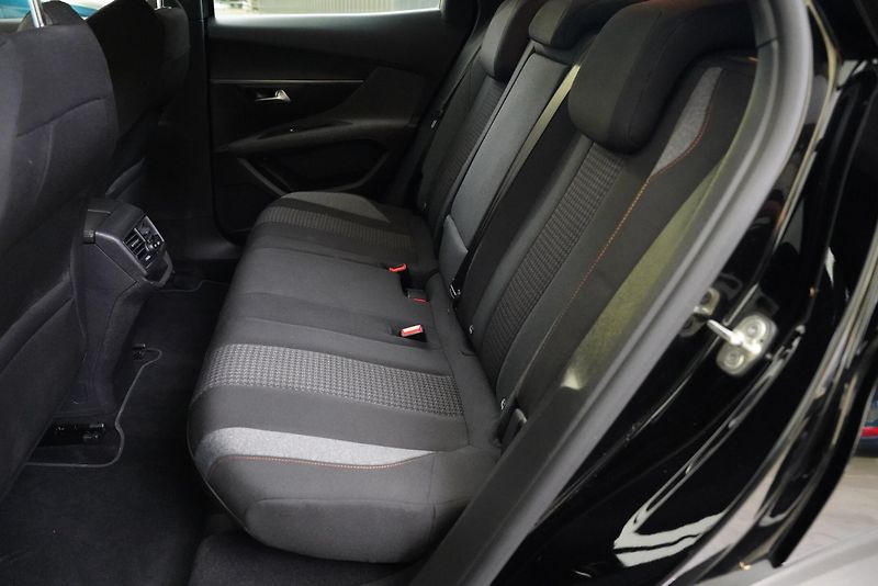 Peugeot 3008 - fotka 27 z 28