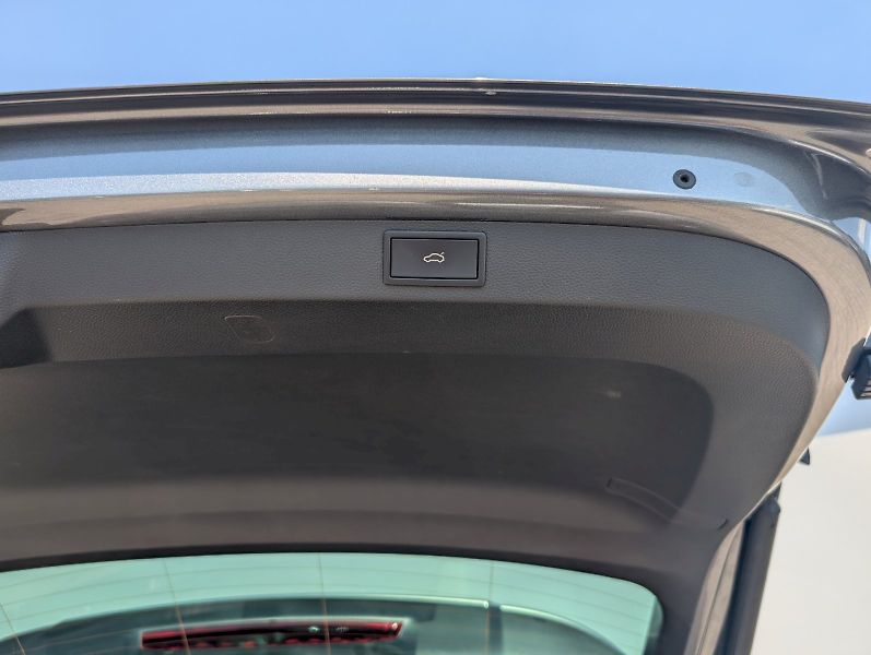 Škoda Karoq (2024) 2,0 TDI / 110 kW DSG 4x4 Sport - fotka 26 z 30