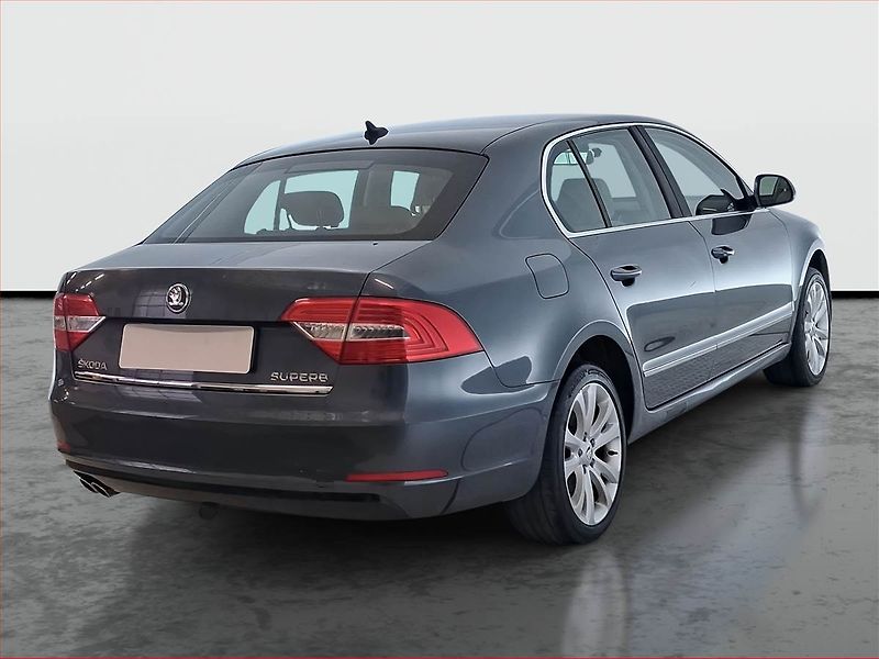 Škoda Superb (2014) 2.0 TDI, Serv.kniha, Navi - fotka 5 z 19