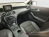 Mercedes-Benz Třídy A (2014) A 180 d, Navi, Xenony - náhled 8