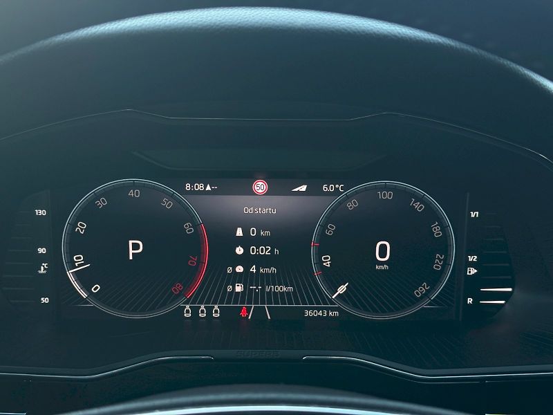 Škoda Superb (2022) 2.0 TSI 206 kW DSG 4x4 L&K - fotka 8 z 29