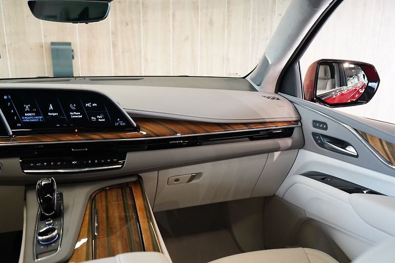 Cadillac Escalade ESV Sport Platinum - fotka 33 z 59