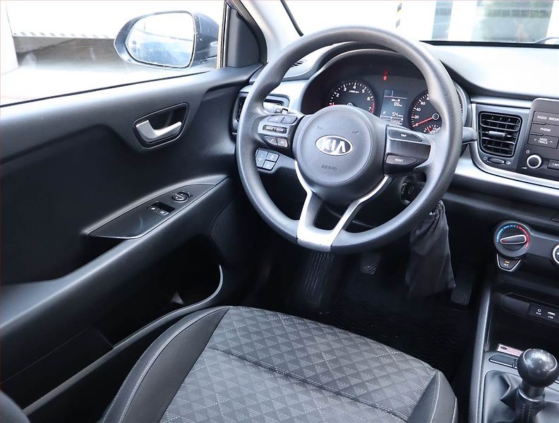 Kia Rio (2020) 1.2 DPI, Serv.kniha - fotka 7 z 15