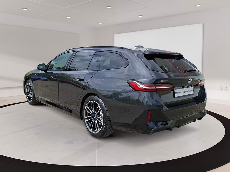 BMW Řada 5 520d xDrive M-Sport HuD Venti - fotka 6 z 16
