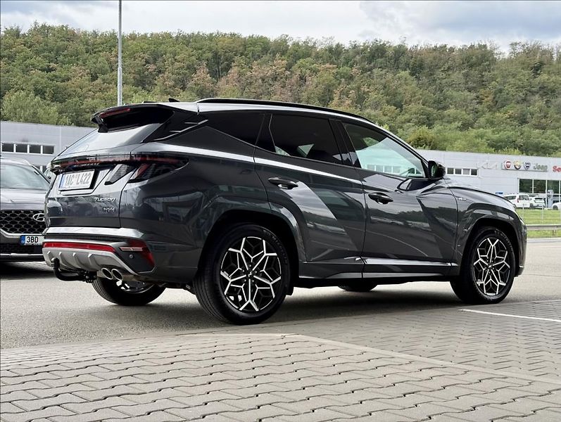 Hyundai Tucson 1,6 T HEV AT  N Line Premium - fotka 3 z 29