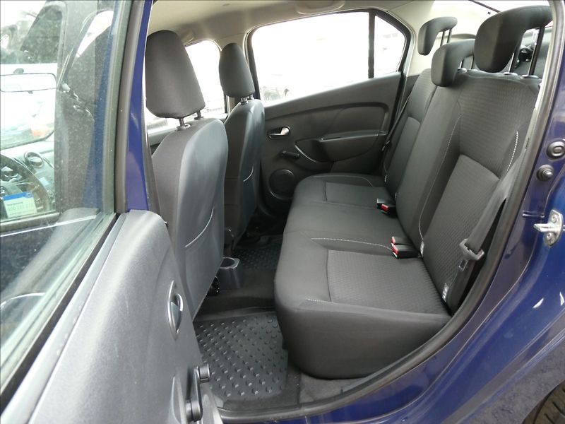 Dacia Logan 1,0 SCe Arctica, KLIMA, ČR - fotka 21 z 35