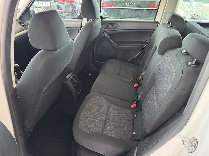 Škoda Yeti (2014) 1,6TDi GREENLINE  - fotka 16 z 21