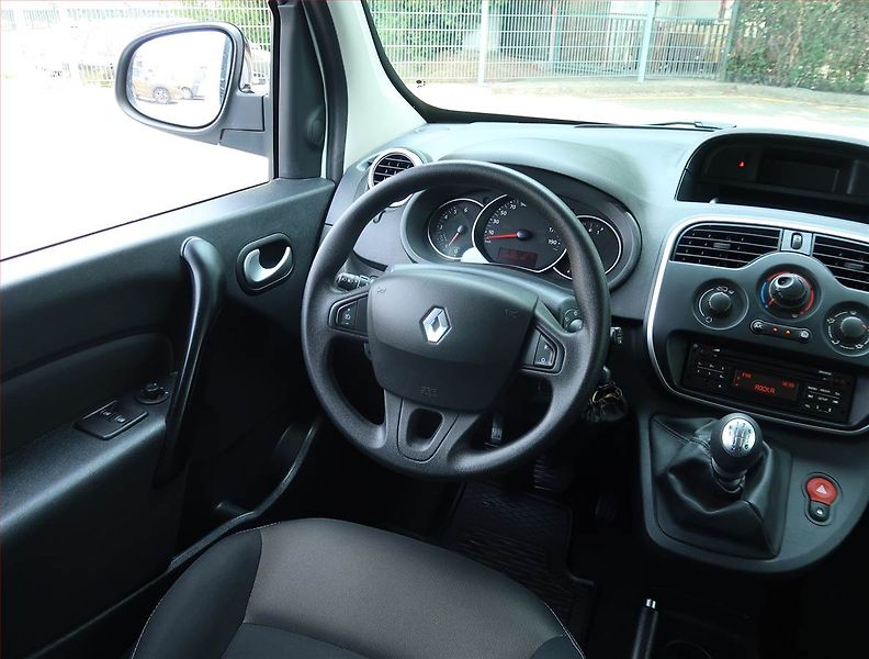 Renault Kangoo (2021) 1.5 dCi, 5Míst, ČR, 1Maj, DPH - fotka 7 z 18