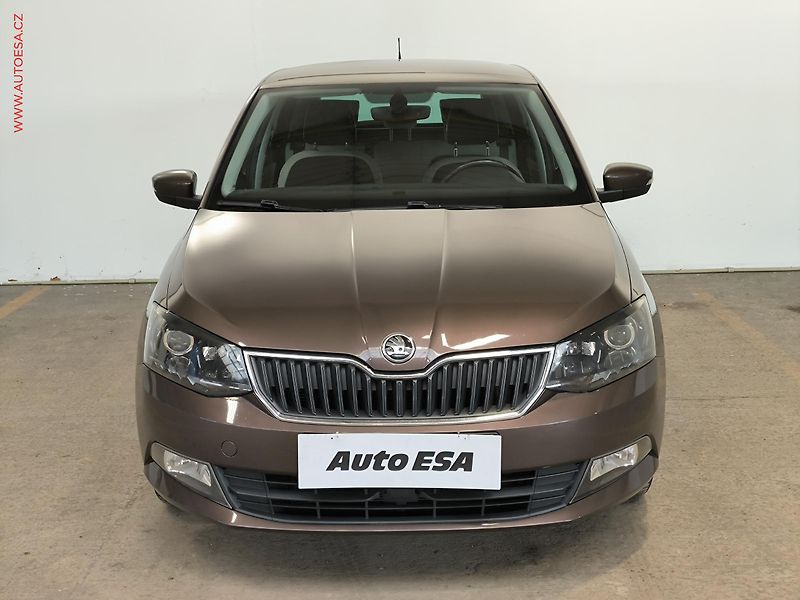 Škoda Fabia (2015) 1.2 TSI, ČR, AC, tempo, park - fotka 2 z 17