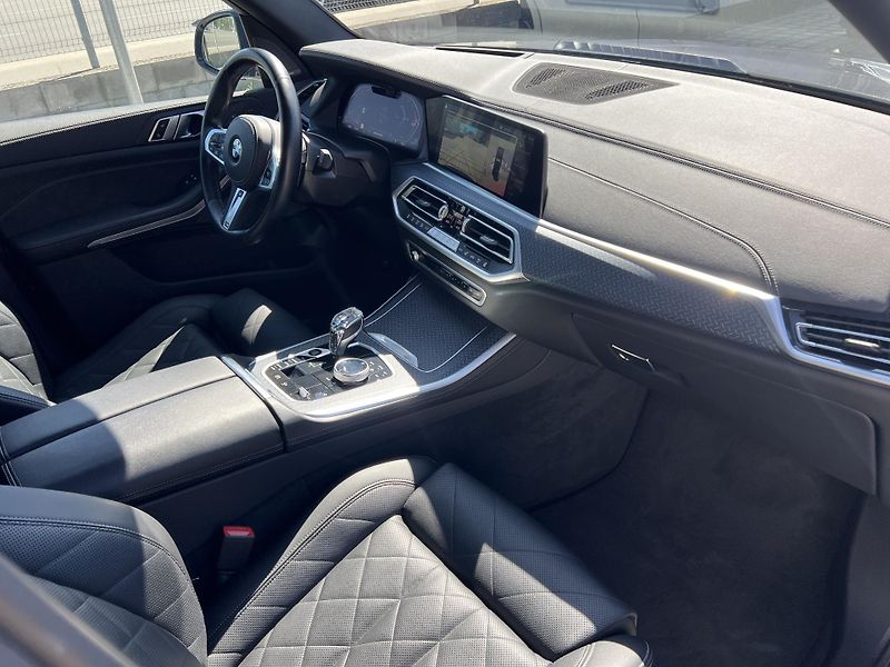 BMW X5 40d M Sport VZDUCH - fotka 9 z 22
