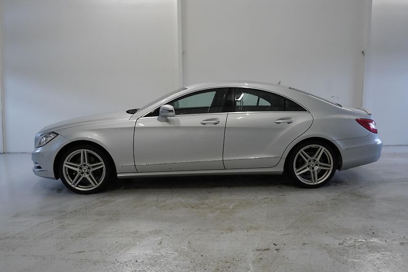 Mercedes-Benz CLS 350 CDI 225 kW - fotka 10 z 26