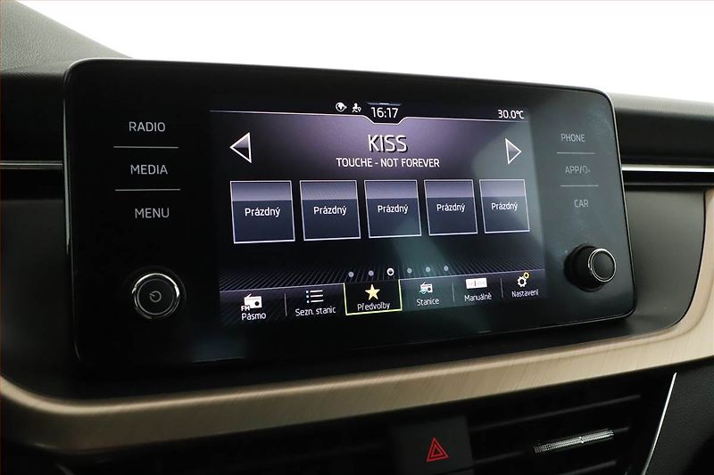 Škoda Scala (2023) Style 1.0 TSI, ČR,1.maj - fotka 9 z 19