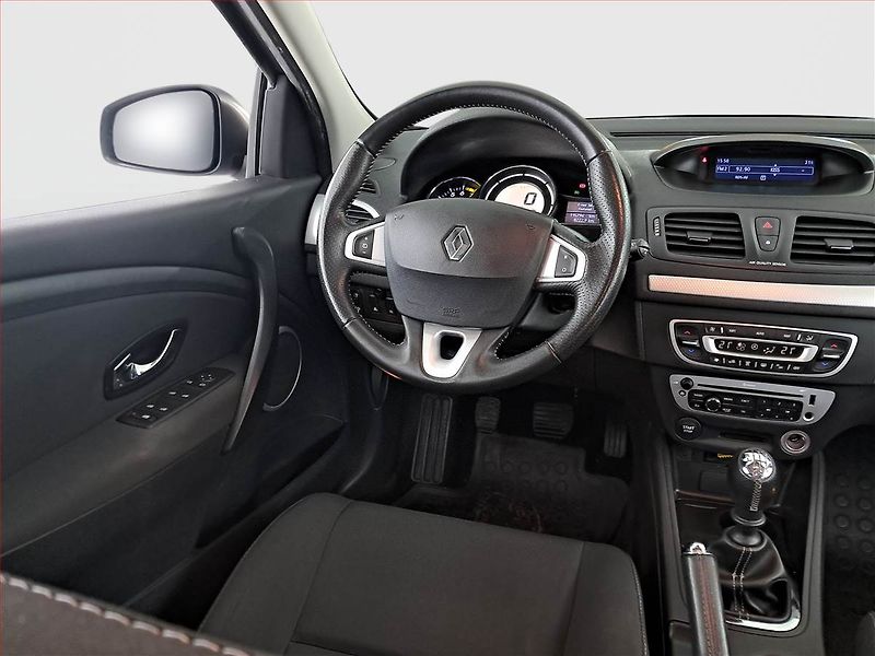 Renault Mégane (2012) 1.2 TCe, Tempomat - fotka 7 z 18