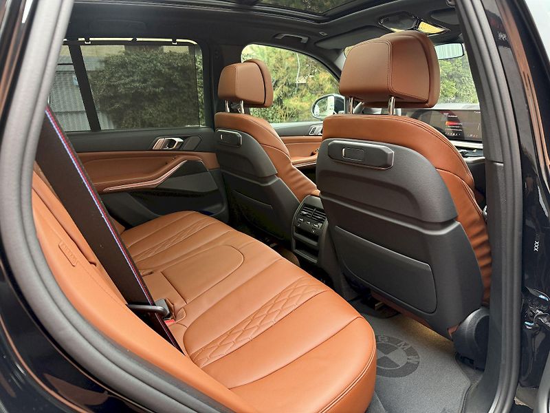 BMW X5 xDrive40d M-PRO Individual AIR - fotka 45 z 50