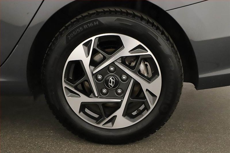 Hyundai i30 (2024) Smart 1.0 T-GDI, ČR,1.maj - fotka 11 z 13