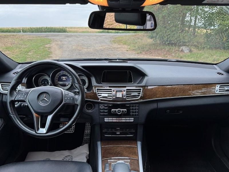 Mercedes-Benz Třídy E MB E 200 CDi kombi - fotka 15 z 35