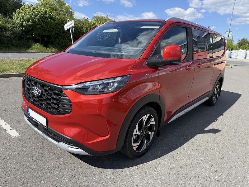 Ford Tourneo Custom (2025)  2,5 PHEV 171 kW Active L2 - fotka 2 z 7