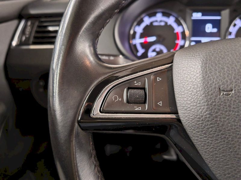 Škoda Octavia (2018) 1.0 TSI 85 kW Ambition Plus - fotka 8 z 25
