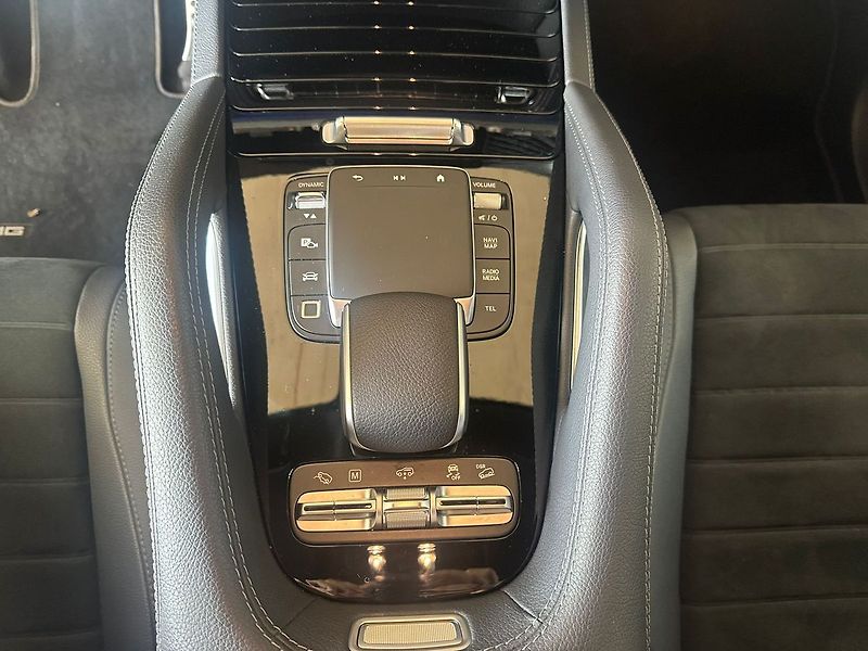 Mercedes-Benz GLE 450 d 4MATIC - fotka 16 z 21
