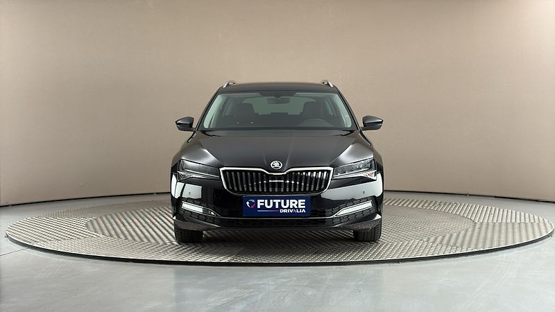 Škoda Superb 2.0 TDI DSG Style Combi - fotka 3 z 30