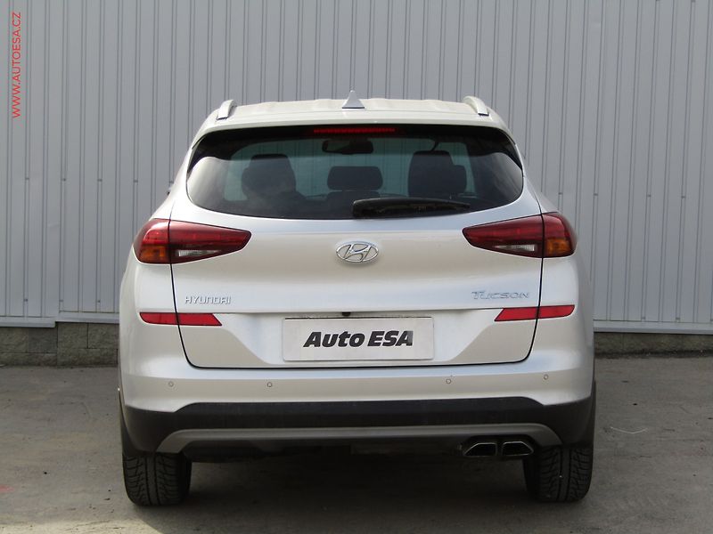 Hyundai Tucson (2018) 1.6CRDi, ČR, AC, navi, park - fotka 5 z 18