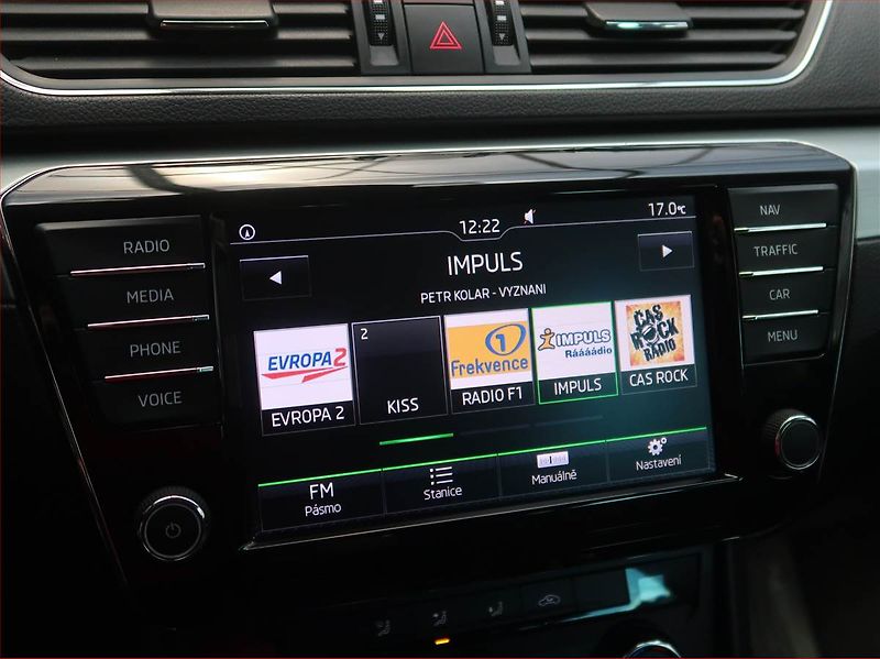 Škoda Superb (2016) Ambition 2.0 TDI, Navi - fotka 16 z 16
