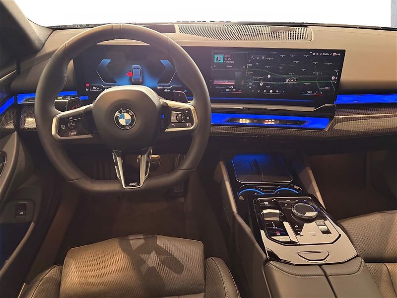 BMW Řada 5 540d xDrive M-Sport Pro Venti - fotka 9 z 11