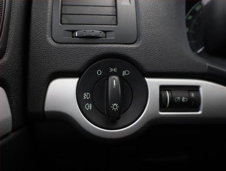 Škoda Octavia (2006) 1.9 TDI, po STK, Klima - fotka 12 z 14