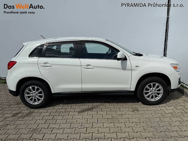 Mitsubishi ASX (2014) 1.6 MIVEC 86 kW Inform - fotka 6 z 21