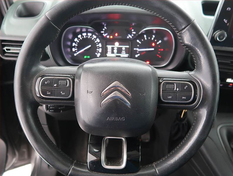 Citroën Berlingo (2019) Feel 1.5 BlueHDi, 5Míst, ČR - fotka 16 z 17
