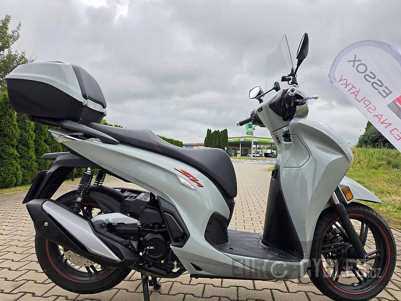 Honda SH 350 i (2022) - fotka 5 z 18