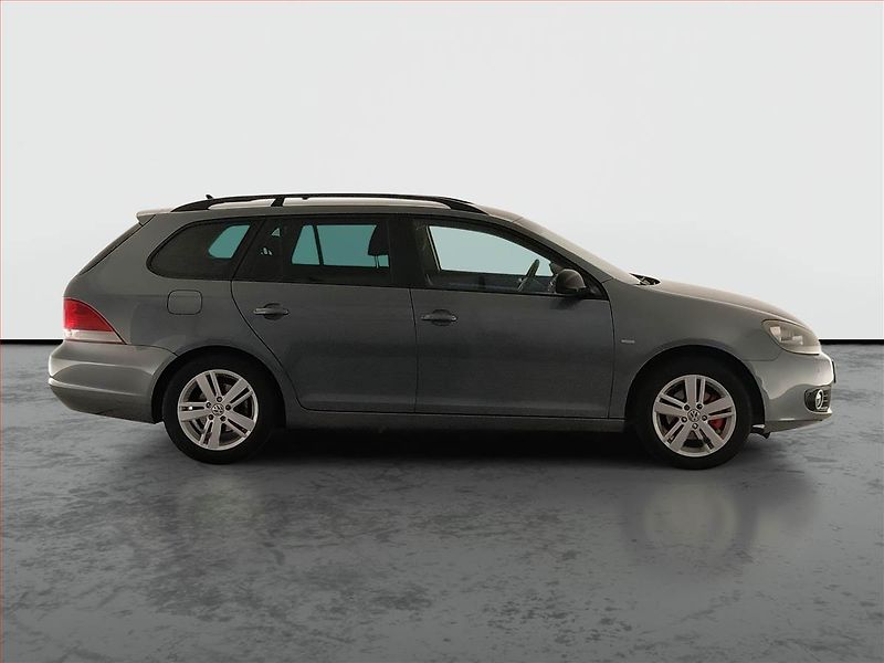 Volkswagen Golf (2013) 1.6 TDI, Serv.kniha, Navi - fotka 6 z 20