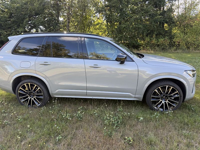 Volvo XC90 T8 ULTRA DARK,AWD,360,POLESTAR - fotka 4 z 31