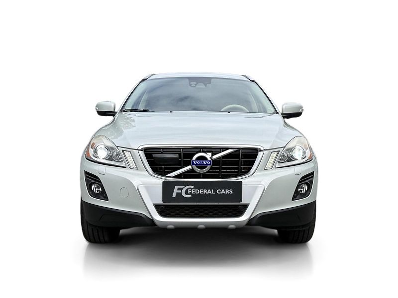 Volvo XC60 D5 AWD // SUMMUM // 151 kW - fotka 8 z 22