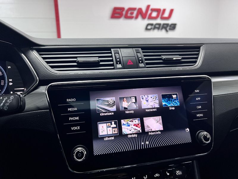 Škoda Superb 2.0 TSI 140 kW Style Servis - fotka 41 z 50
