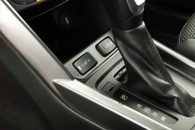 Suzuki SX4 S-Cross (2024) Elegance 1.5 Hybrid - fotka 16 z 18