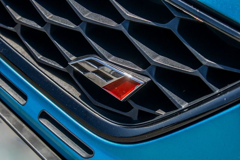 Seat Leon Cupra ST 2016 - fotka 8 z 40