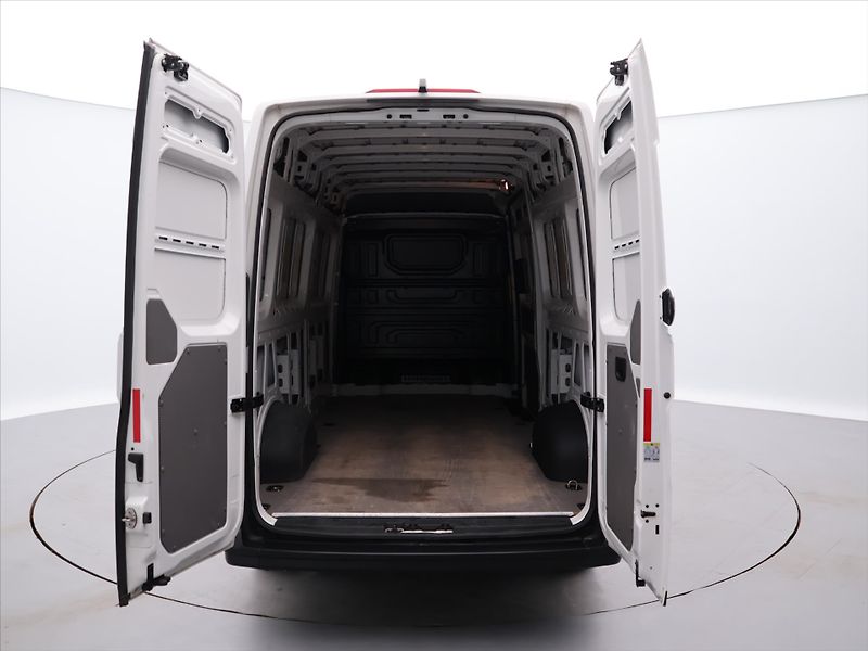 Volkswagen Crafter 2,0 TDI 103kW L4 CZ Klima DPH - fotka 9 z 24