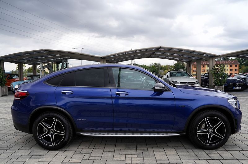 Mercedes-Benz GLC 300 de 4Matic Coupe AMG,ČR - fotka 7 z 45