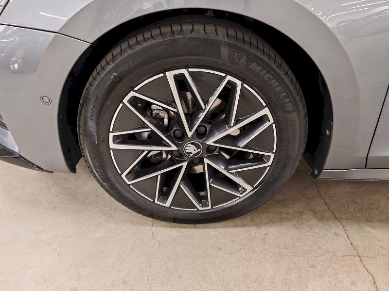 Škoda Octavia (2025) Combi 1.5 TSI 110 kW DSG Sport - fotka 32 z 32